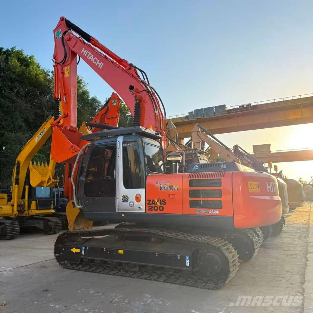 Hitachi ZX 200-3 Paletli ekskavatörler
