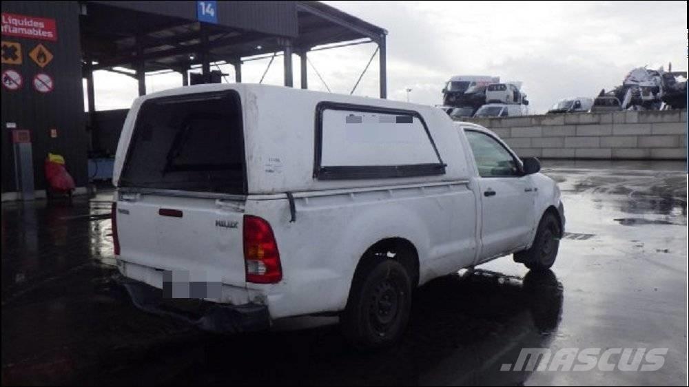 Toyota Hilux Pikaplar
