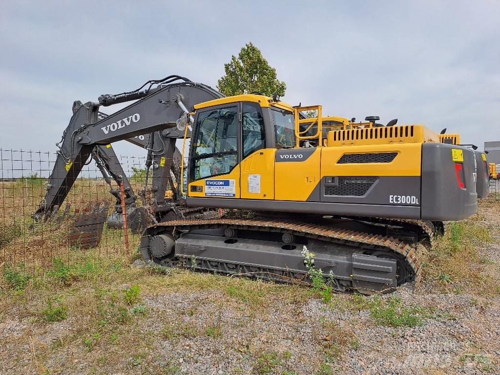 Volvo EC300D L Paletli ekskavatörler