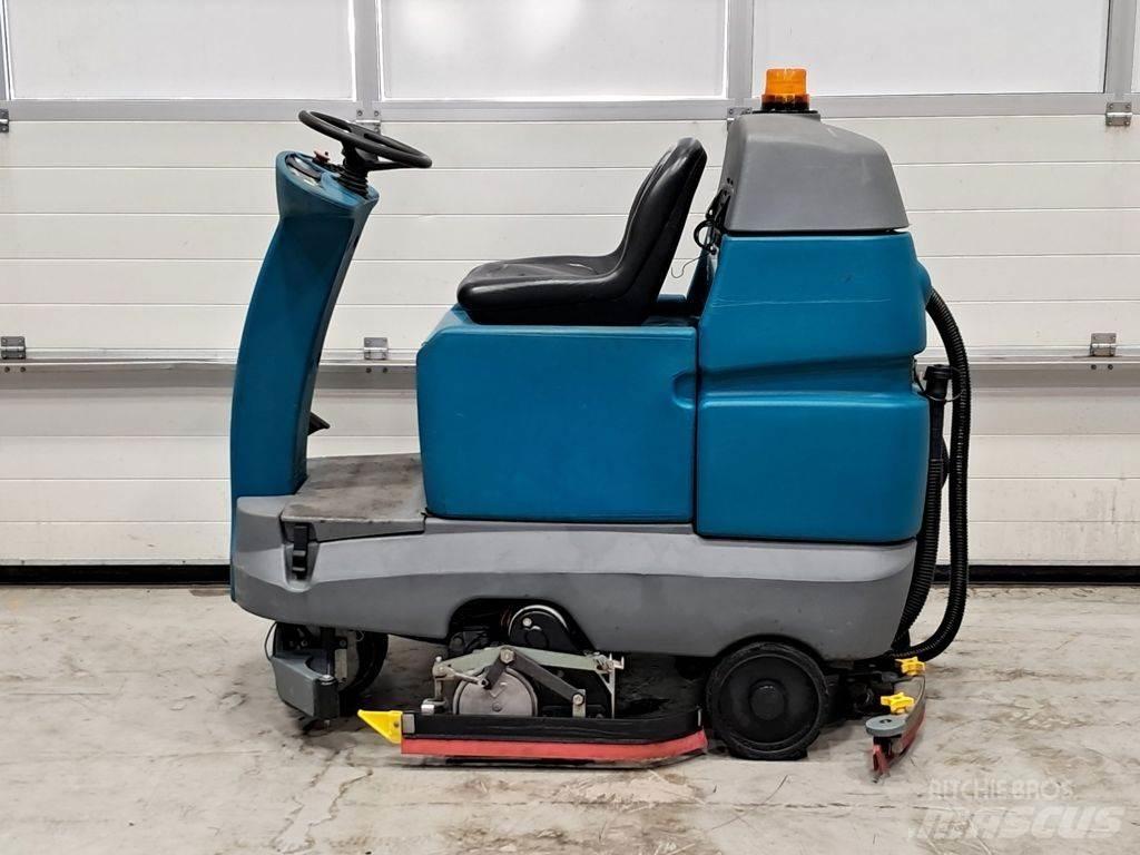 Tennant T7 İç mekan süpürme makineleri