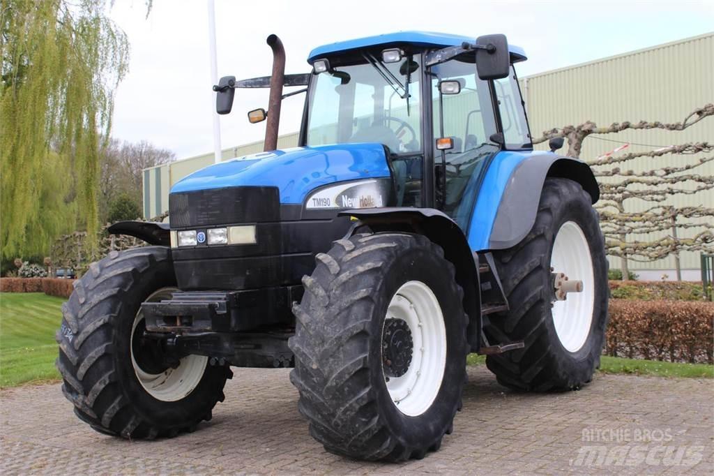 New Holland TM190 Traktörler