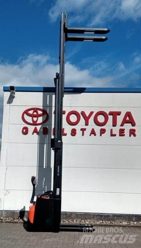 Toyota BT SWE145L Yaya kumandali istif makinasi