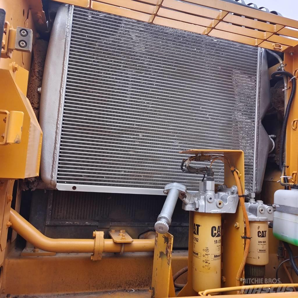 CAT 330 D Paletli ekskavatörler
