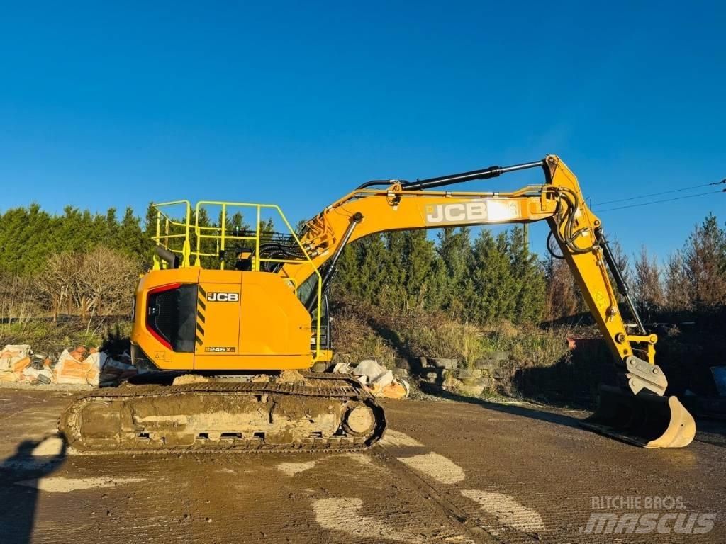JCB 245 XR Paletli ekskavatörler