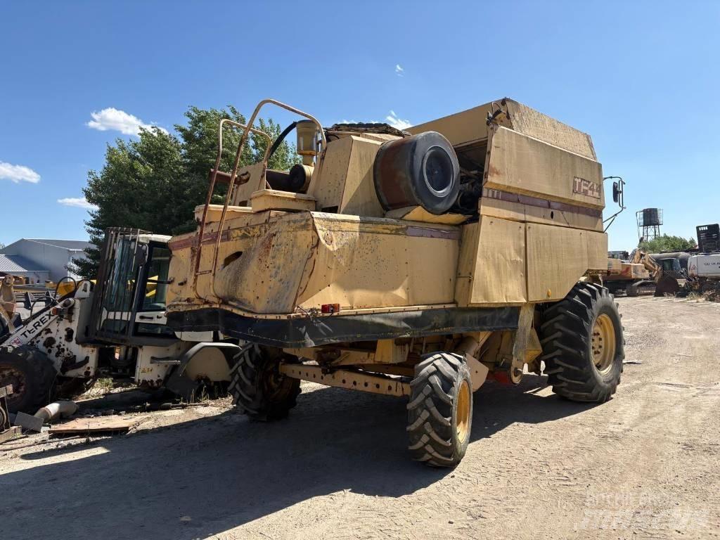 New Holland TF 42 Biçerdöverler