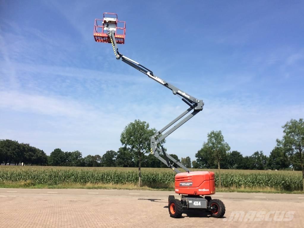 SkyJack SJ 46 AJ Körüklü personel platformları