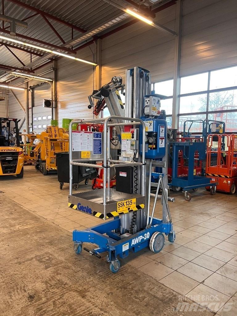 Genie AWP 30 Personel Platformları ve Cephe Asansörleri