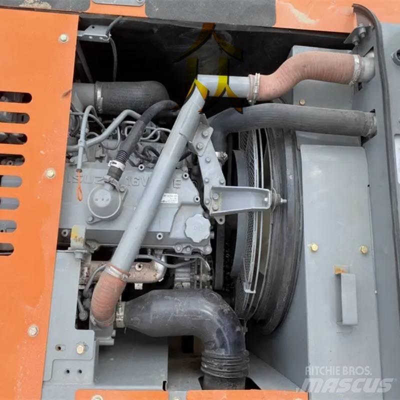 Hitachi ZX 210 Paletli ekskavatörler