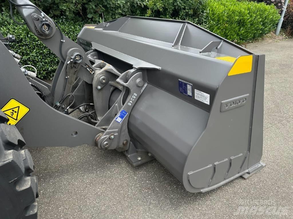 Volvo L 90 H Tekerlekli yükleyiciler