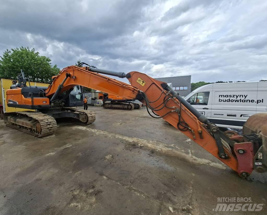 Doosan DX225LC-5 Paletli ekskavatörler