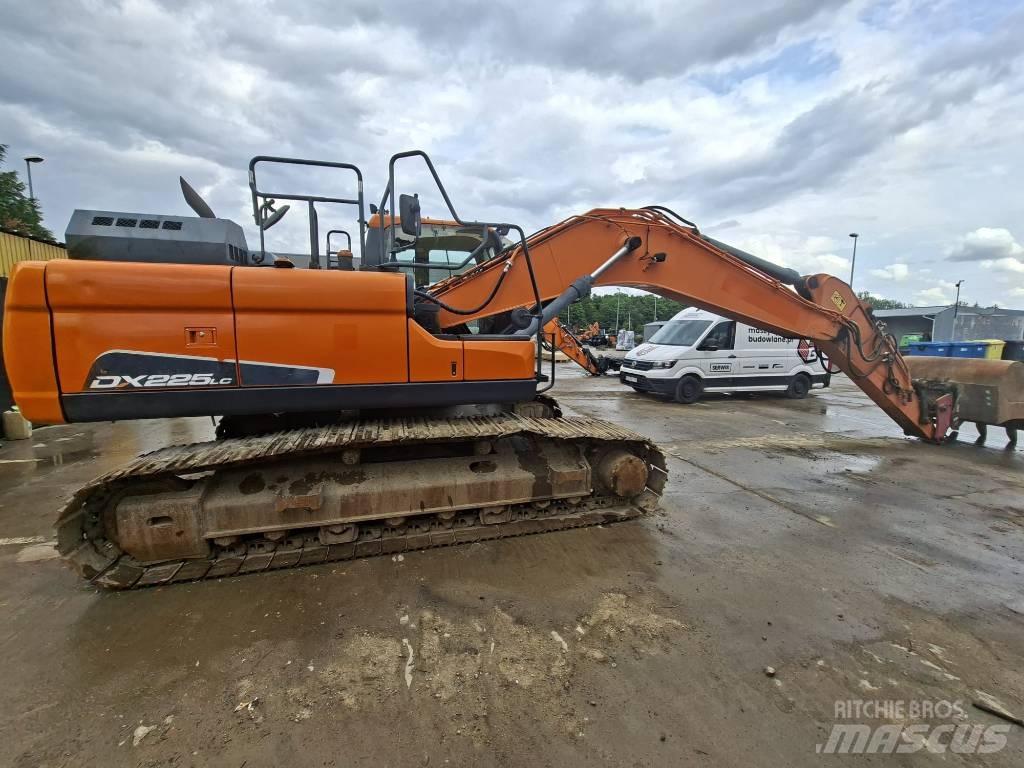 Doosan DX225LC-5 Paletli ekskavatörler