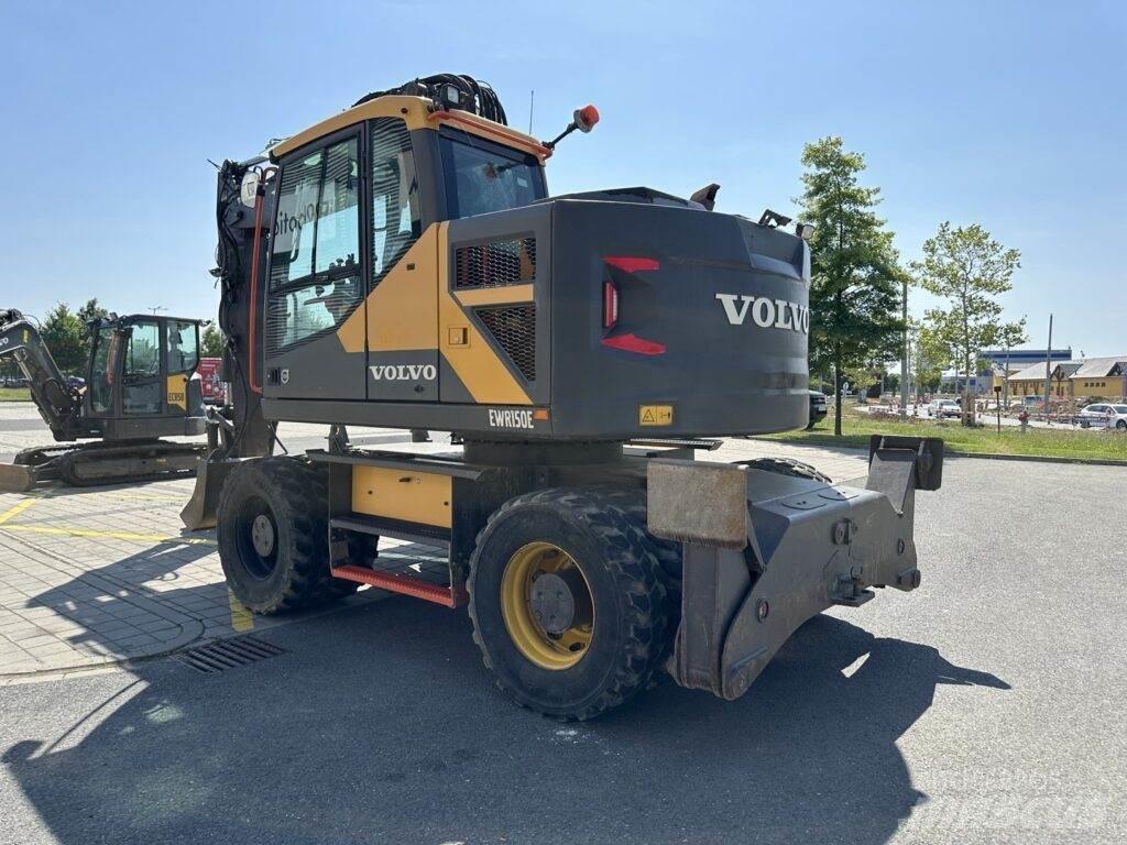 Volvo EWR150E Lastik tekerli ekskavatörler