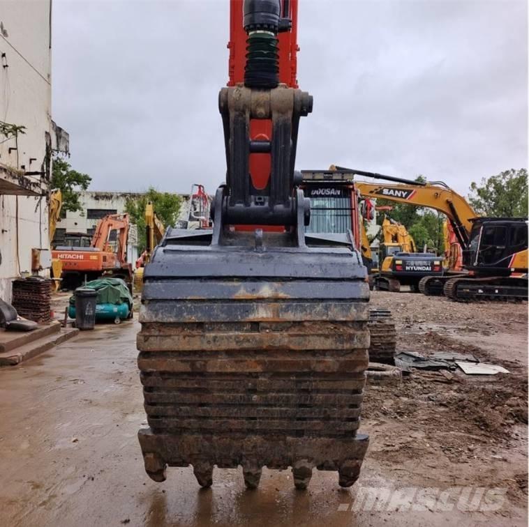 Doosan DX 340 LC Paletli ekskavatörler
