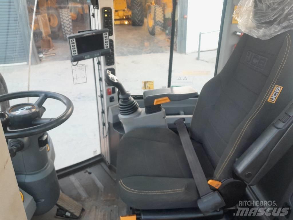 JCB 411 Tekerlekli yükleyiciler