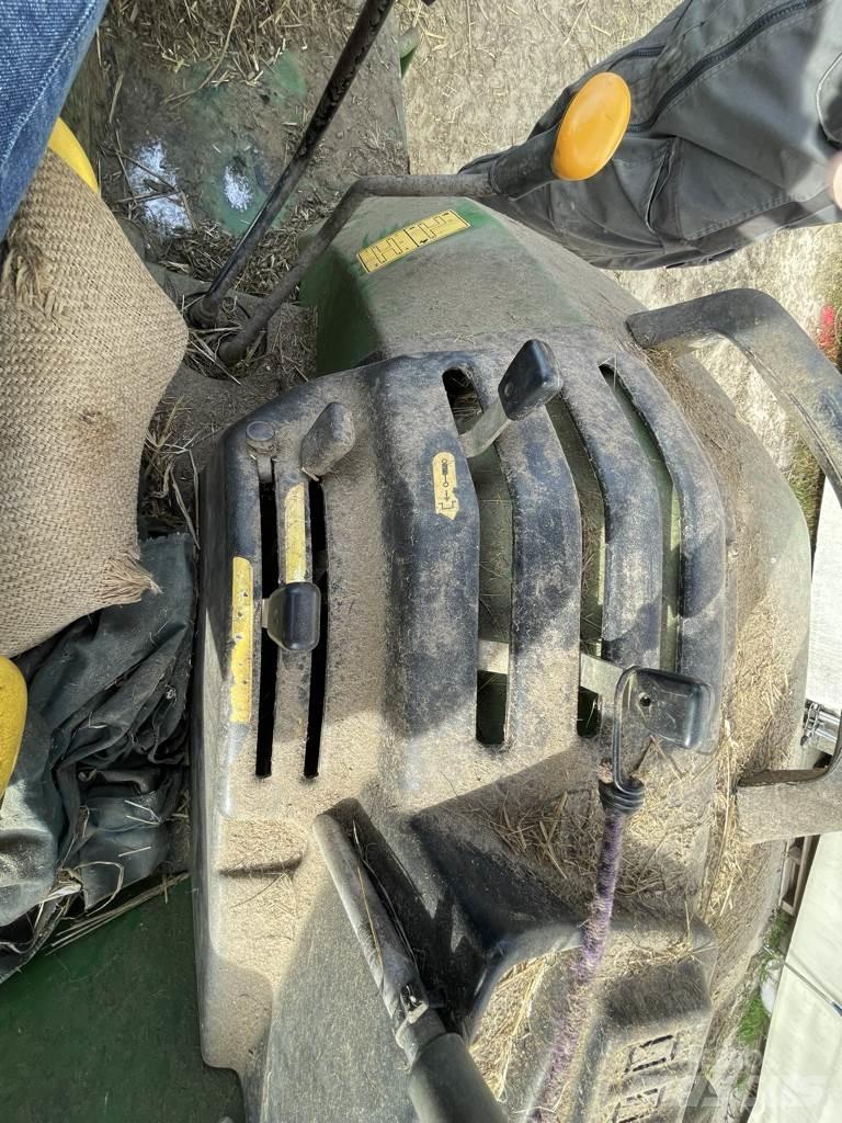 John Deere 5215 Traktörler