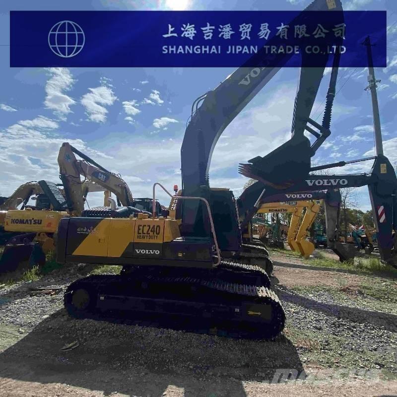 Volvo EC 240 Paletli ekskavatörler
