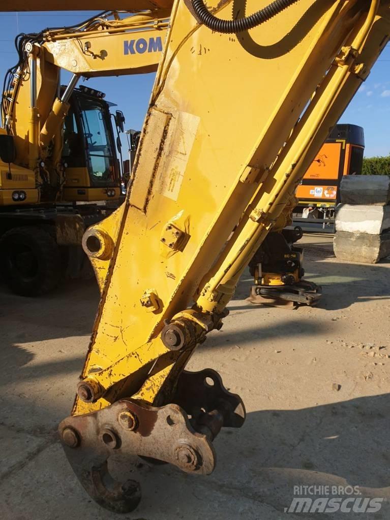 Komatsu PC160LC-7 Paletli ekskavatörler