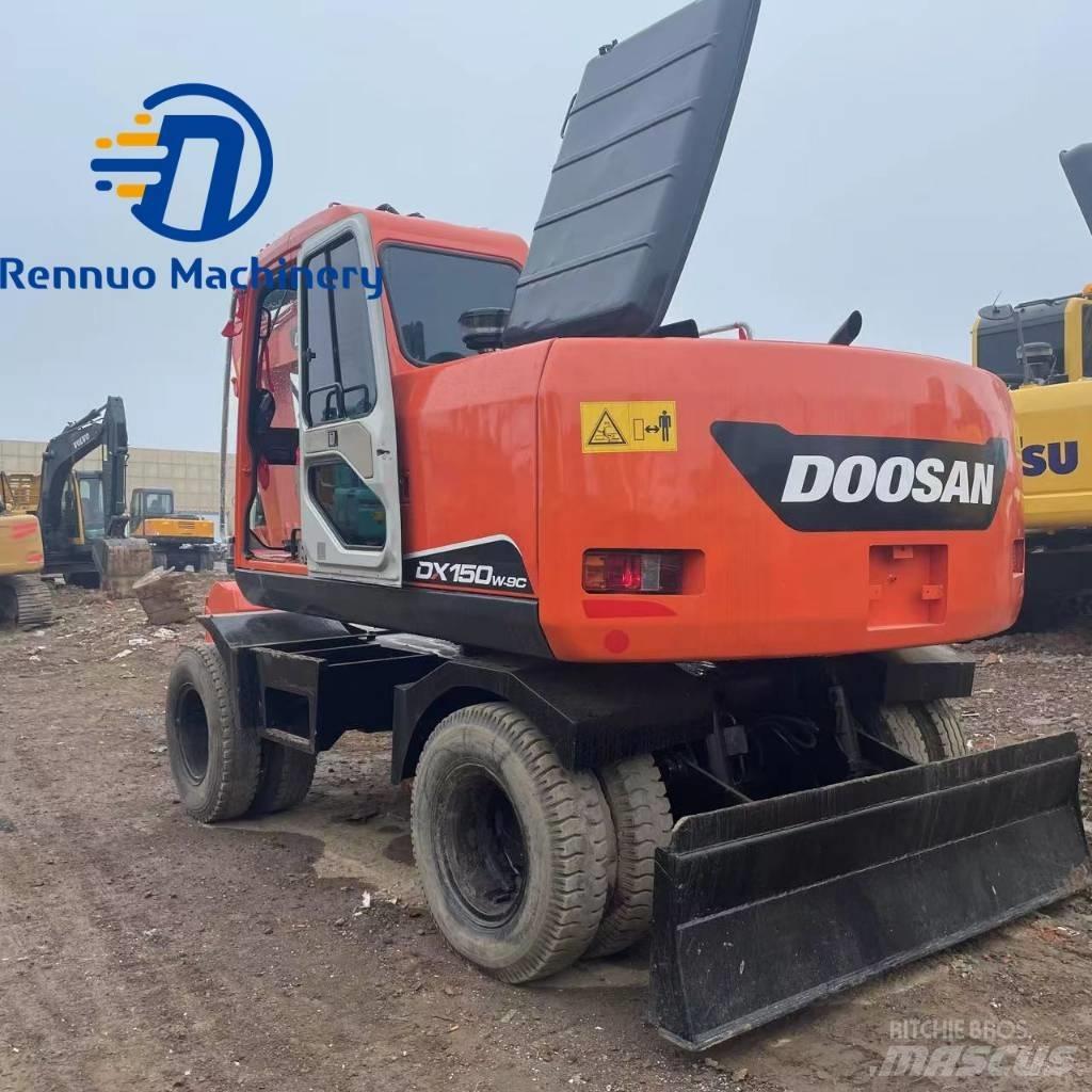 Doosan DX150W-7 Lastik tekerli ekskavatörler