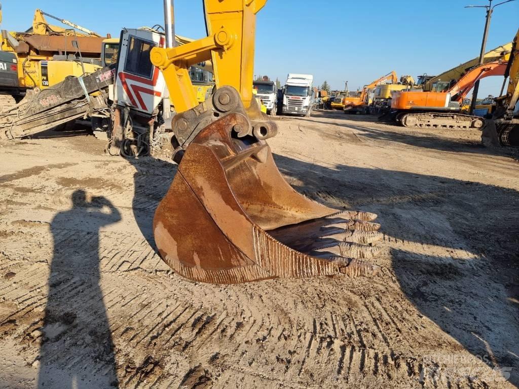 CASE CX 210 LC Paletli ekskavatörler