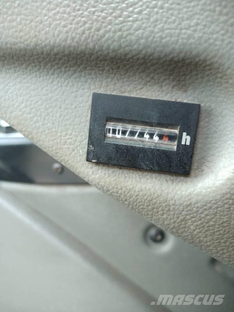 Liebherr A 924 Lastik tekerli ekskavatörler