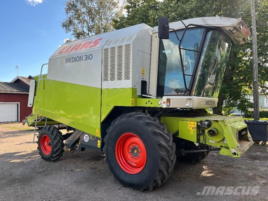 CLAAS Medion 310 Biçerdöverler