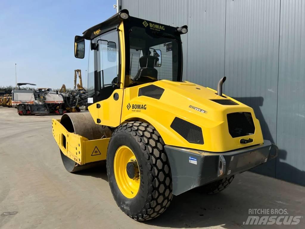Bomag BW177D-5 Tek tamburlu silindirler