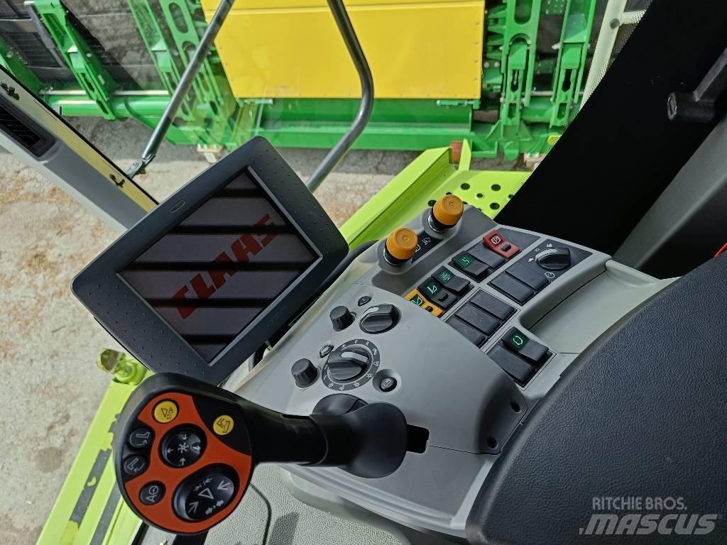 CLAAS Lexion 670 Biçerdöverler