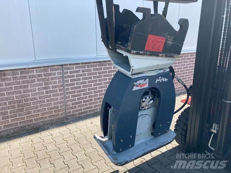 Furukawa FCP40 Titreşimli kazık çakıcıları