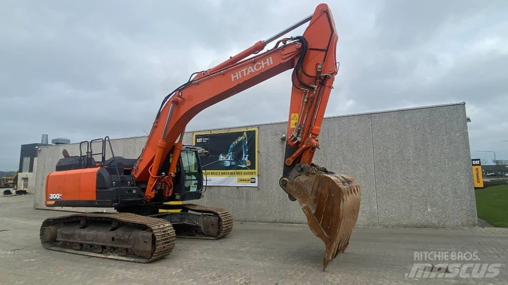 Hitachi ZX 300 LC-6 Paletli ekskavatörler