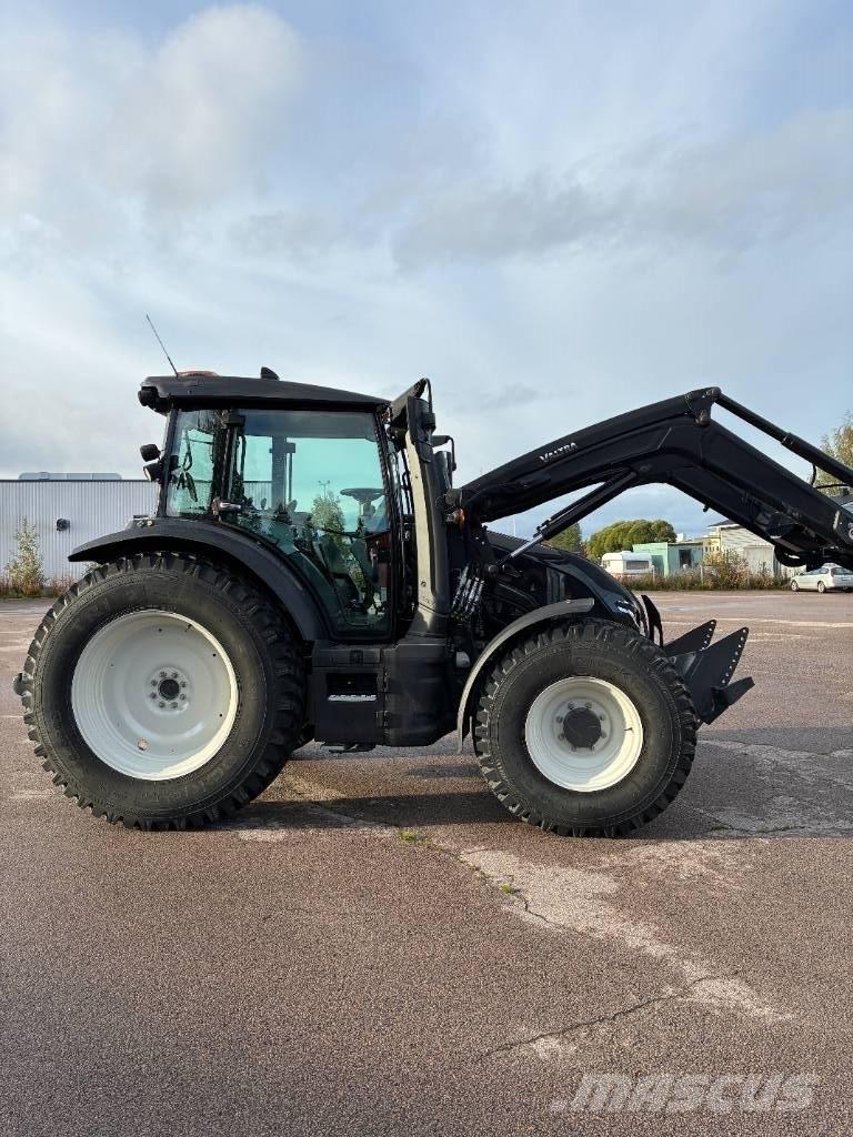 Valtra G135A MYYTY Traktörler
