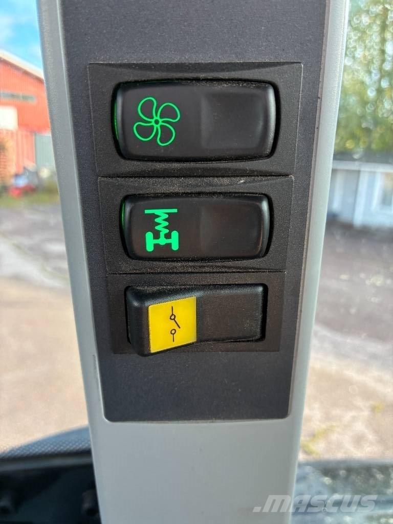 Valtra G135A MYYTY Traktörler