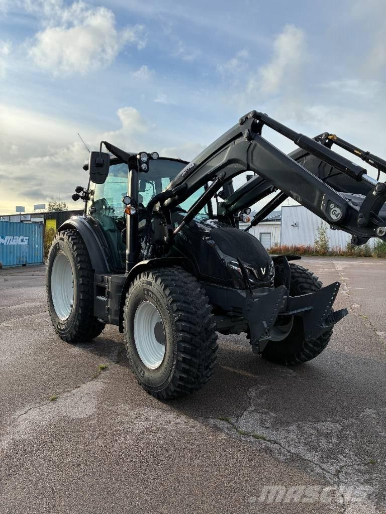 Valtra G135A MYYTY Traktörler