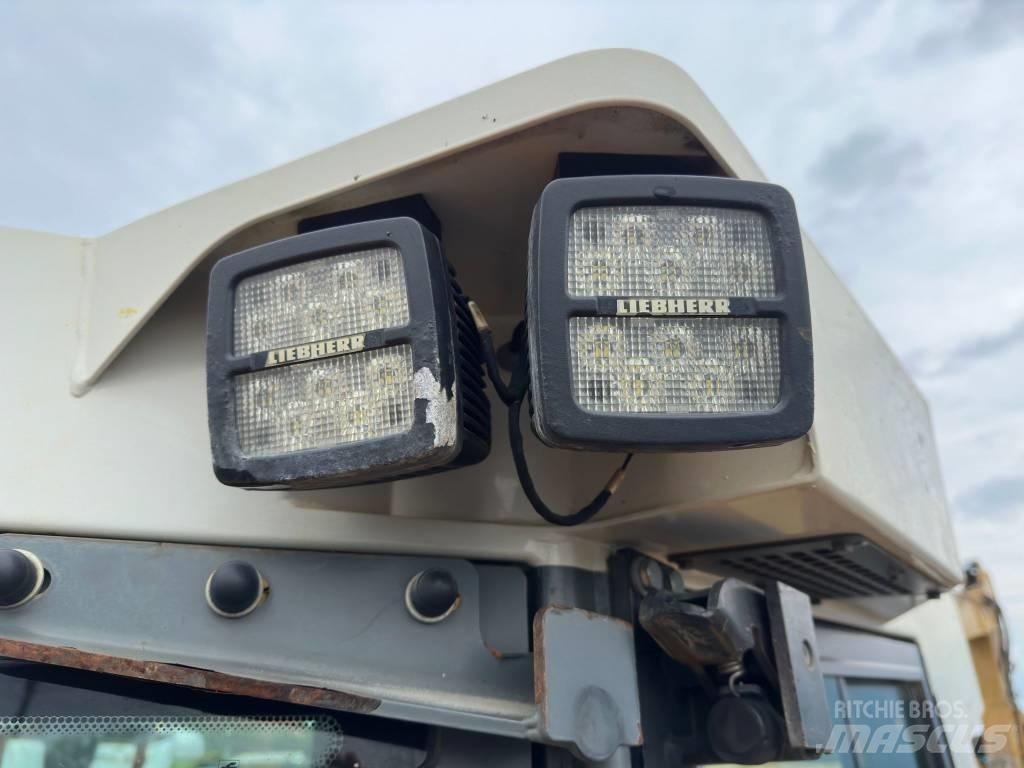 Liebherr PR 736 LGP Paletli dozerler