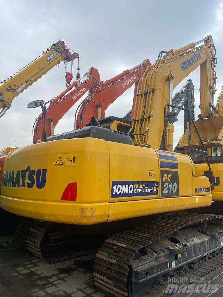 Komatsu PC210-10MO Paletli ekskavatörler