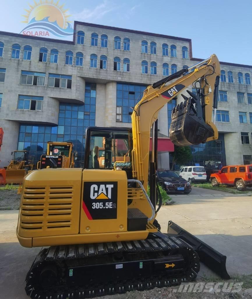 CAT 305.5E2 Paletli ekskavatörler