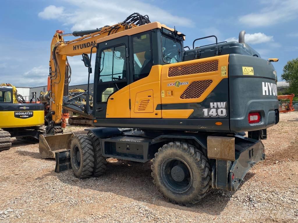 Hyundai HW140 Lastik tekerli ekskavatörler