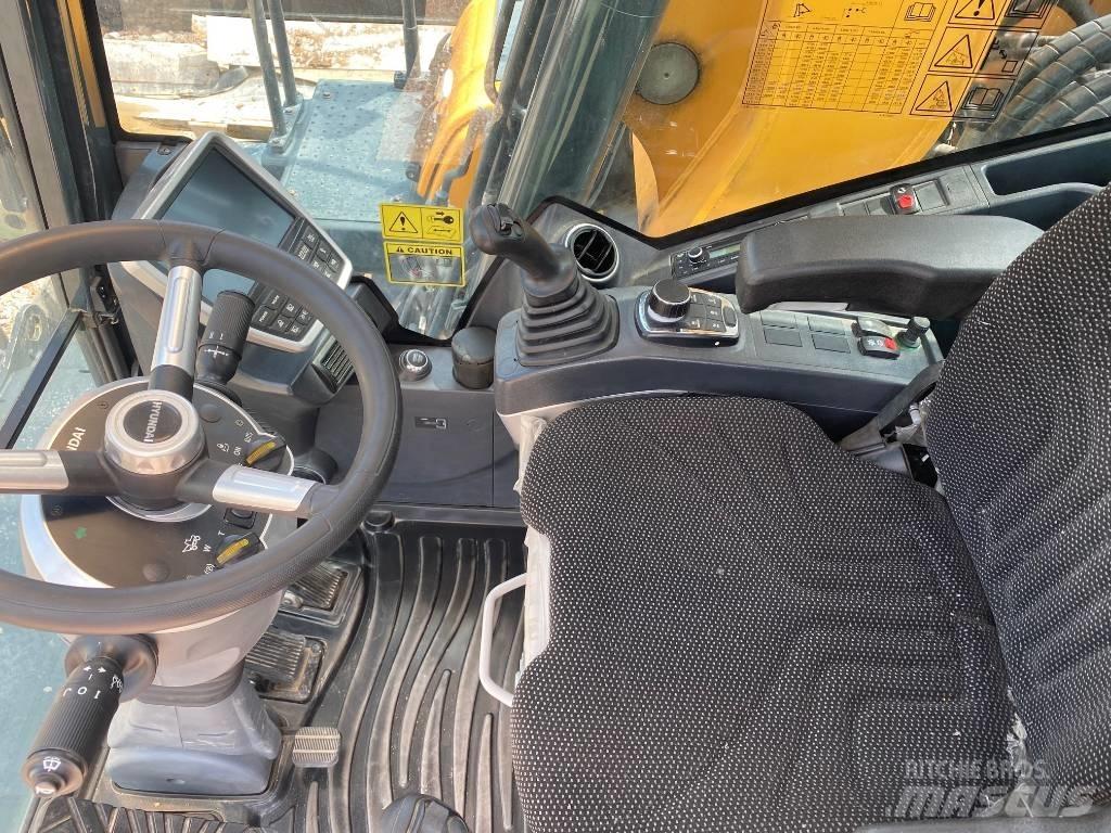 Hyundai HW140 Lastik tekerli ekskavatörler