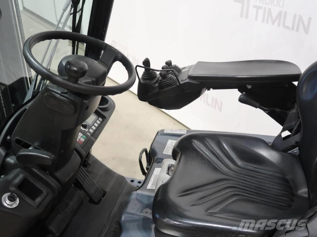 Toyota 8FBE20T Elektrikli forkliftler