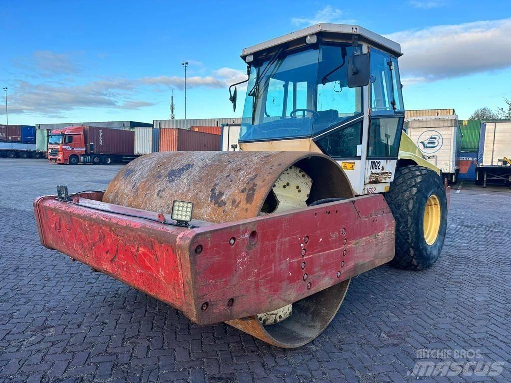 Dynapac CA 602 Tek tamburlu silindirler