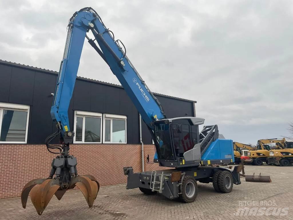 Fuchs MHL335 Lastik tekerli ekskavatörler