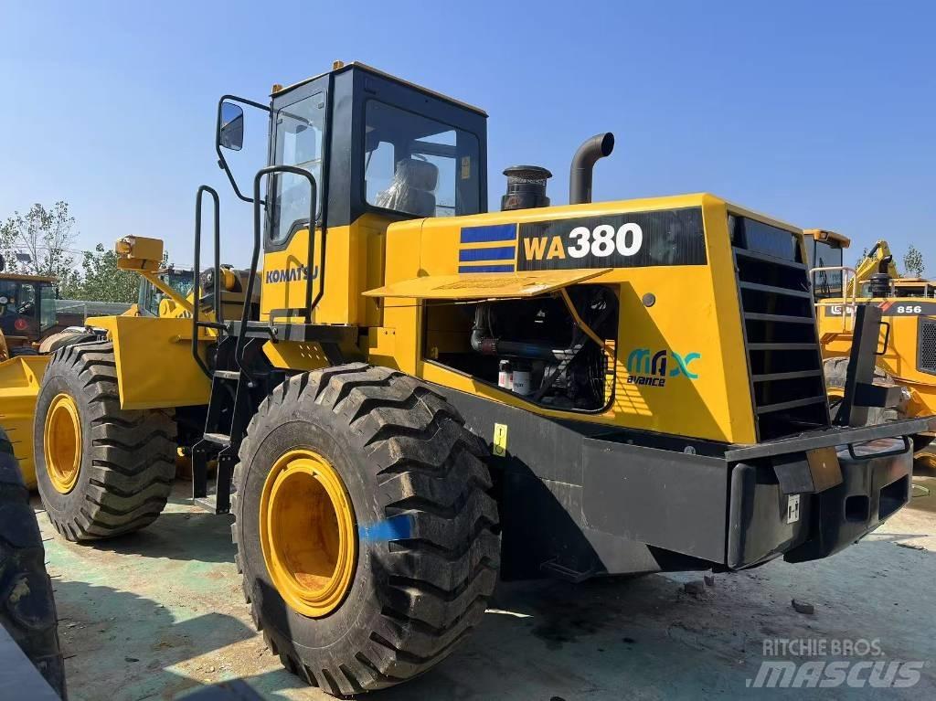 Komatsu WA 380 Tekerlekli yükleyiciler