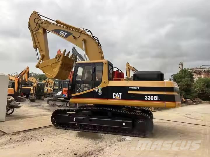 CAT 330 B L Paletli ekskavatörler