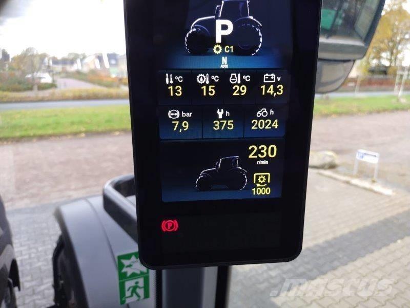 Valtra T235 Versu Traktörler