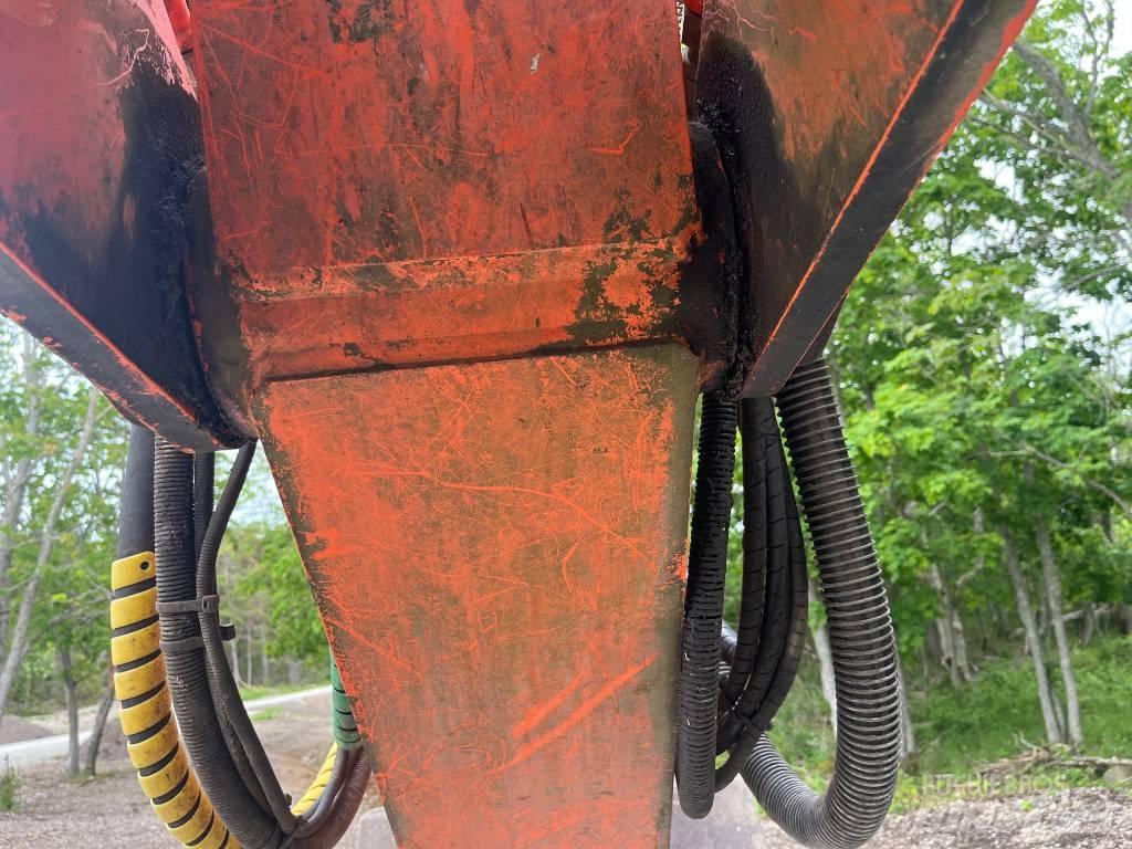 Fiat-Kobelco E 215 Paletli ekskavatörler