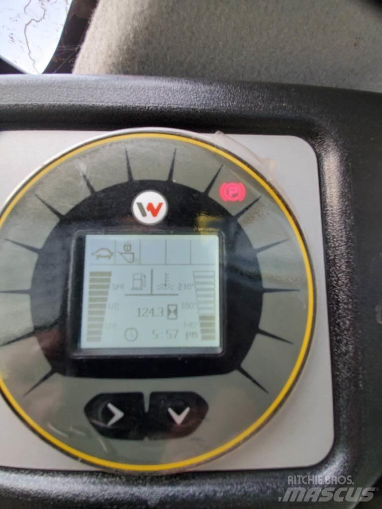 Wacker Neuson ST31 Paletli yükleyiciler