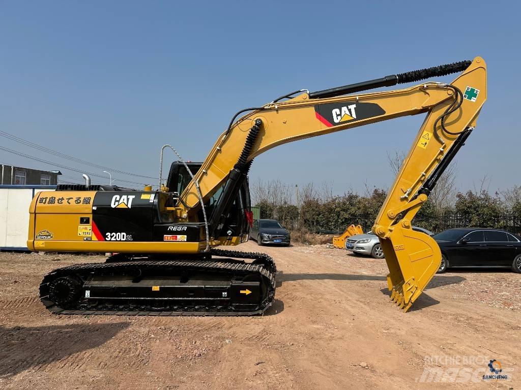 CAT 320D2L Paletli ekskavatörler