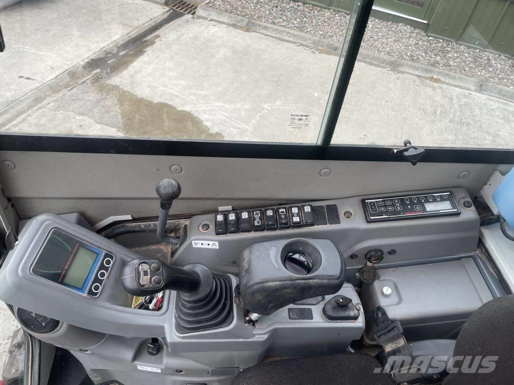 Takeuchi TB 325 R Mini ekskavatörler, 7 tona dek