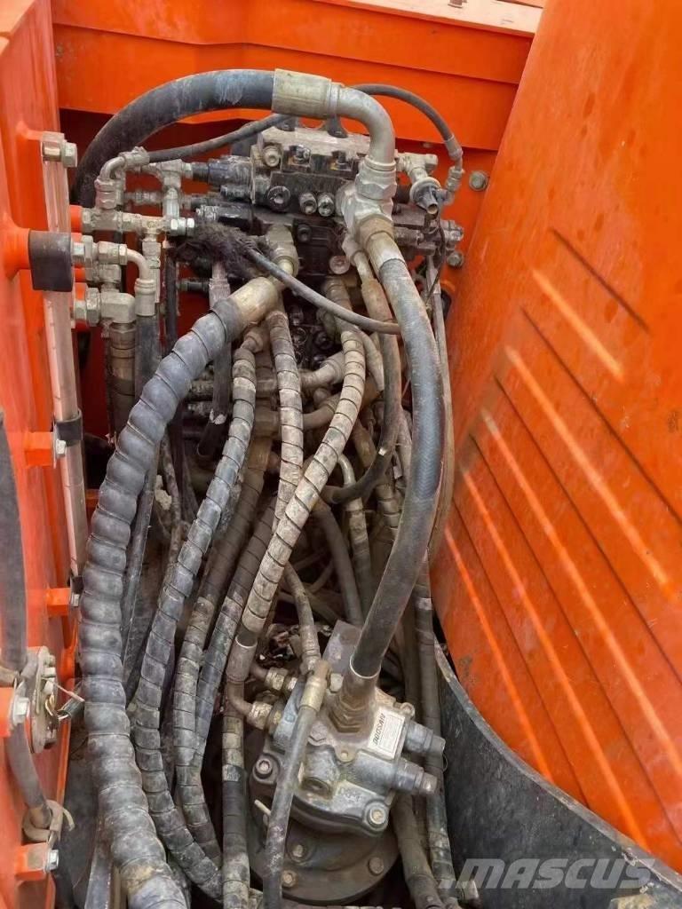 Doosan DX 75 Paletli ekskavatörler