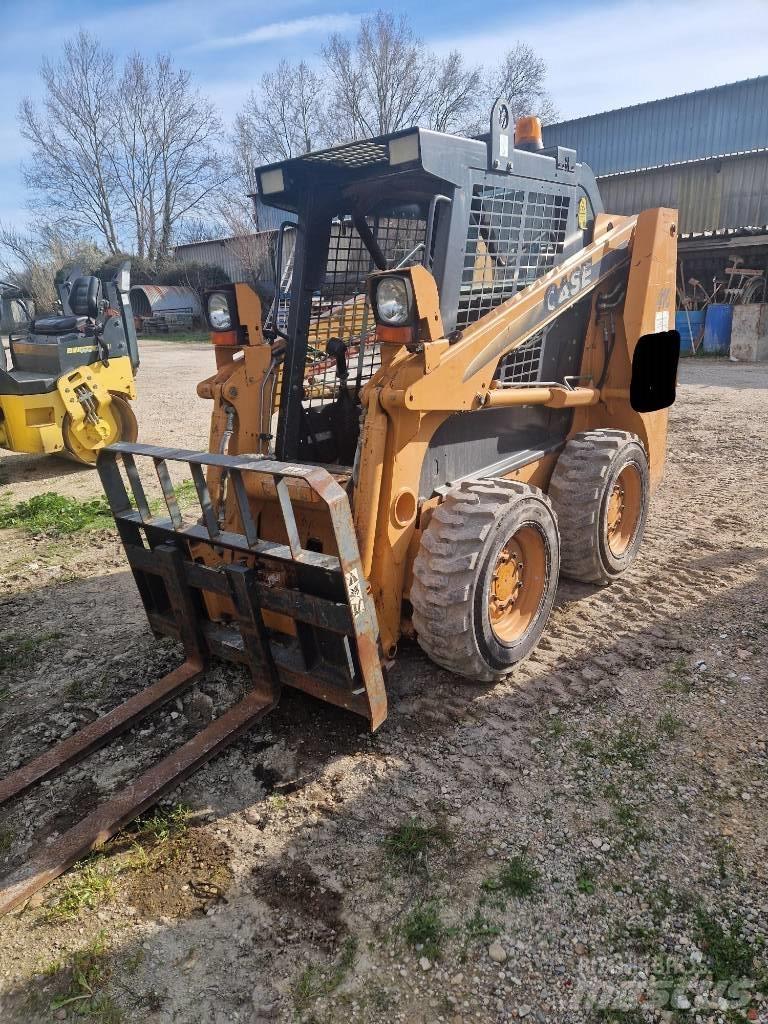 CASE 410 Skid steer loderler