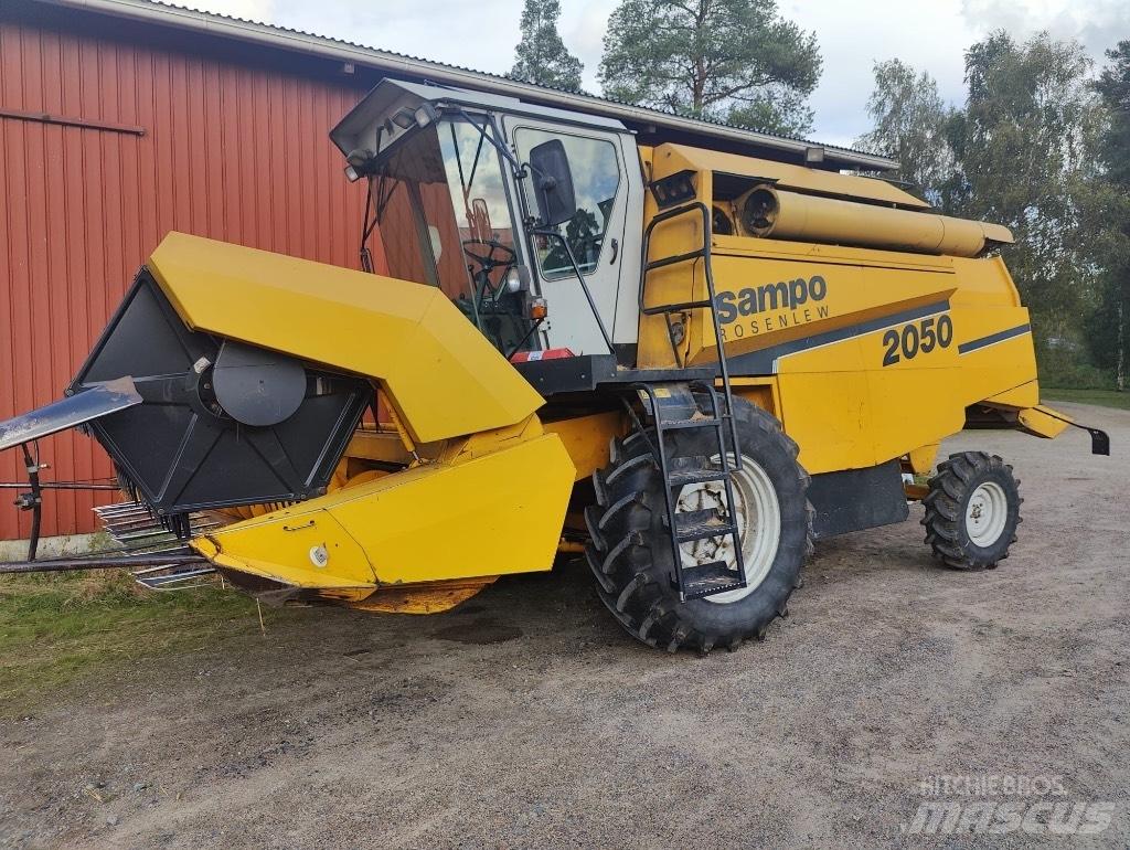 Sampo-Rosenlew 2050 Biçerdöverler